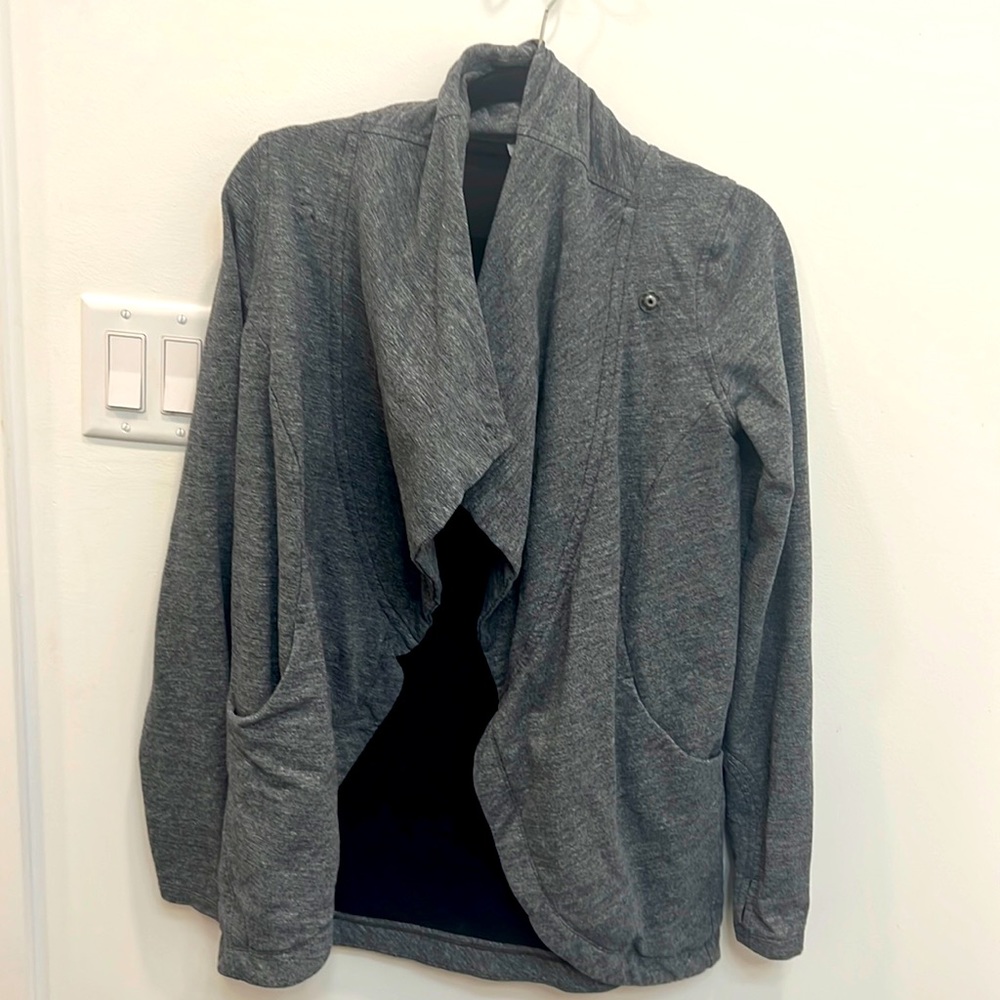 Lululemon gray cardigan with thumb holes